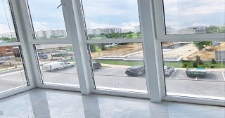 Панорамное остекление балкона Чусовой цена от 11 тыс. руб. м/п.